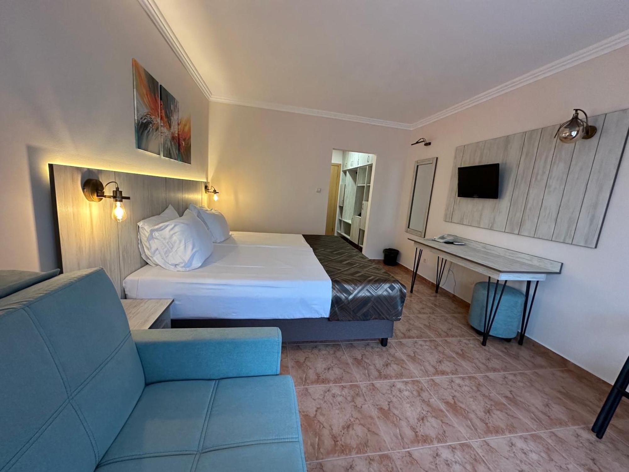 Oleander House And Tennis Club Pantai Sunny Bagian luar foto